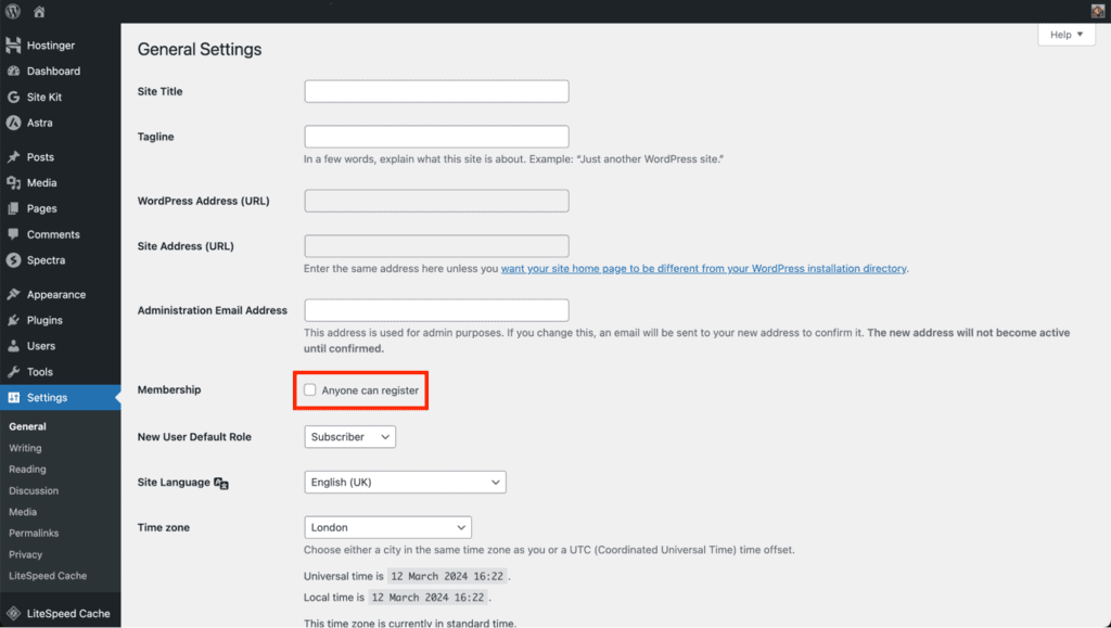 Pagina delle impostazioni di WordPress con la sezione evidenziata in cui chiunque può registrarsi